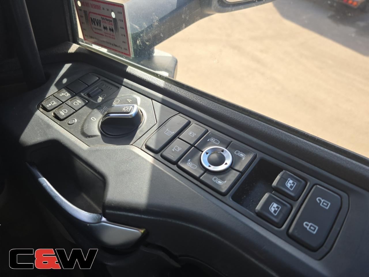 Vehicle image 40